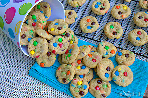 Mini Monster Cookies: Peanut butter cookie base loaded with mini m&m's and oats!