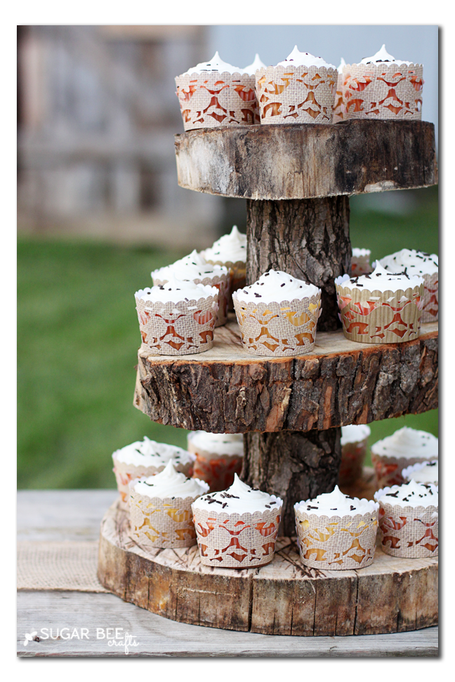 rustic cupcake liners and stand