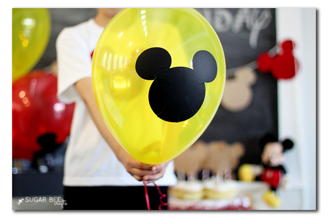 mickey mouse party balloon