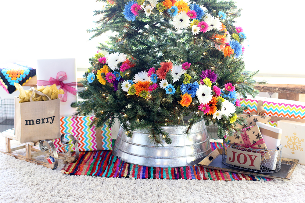 floral-christmas-tree-with-rug
