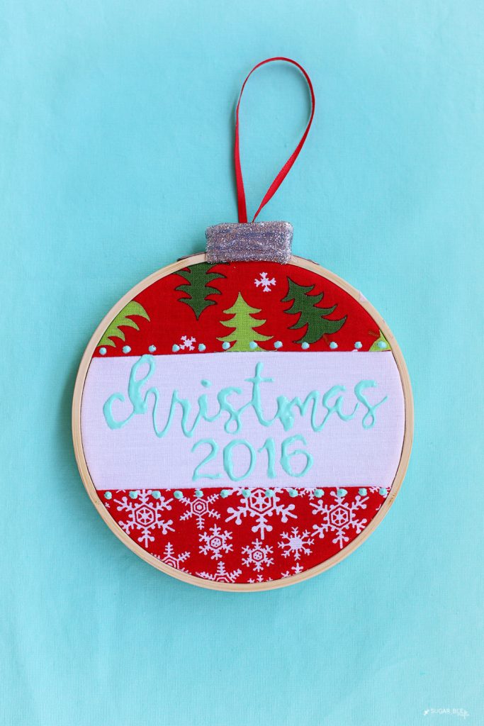 yearly-christmas-ornament-craft
