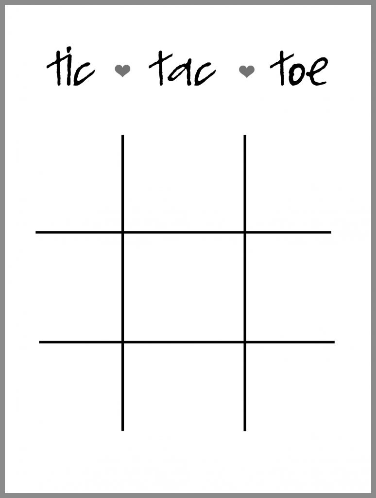 tic tac toe black and white grayscale board