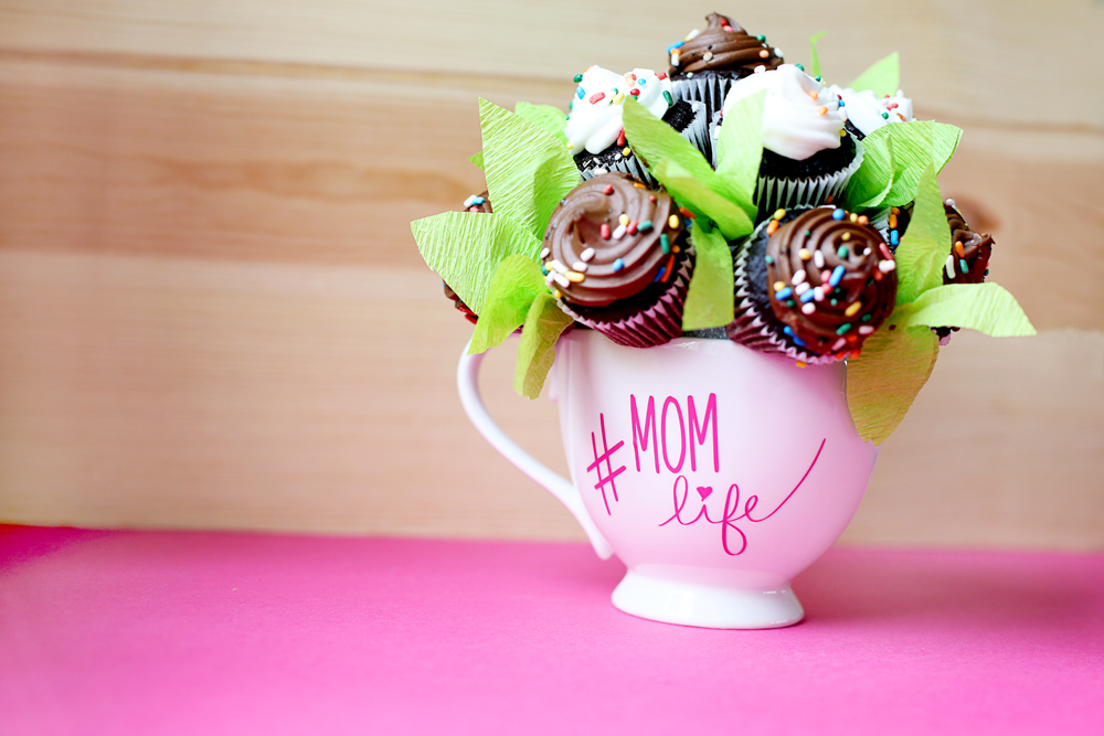 mini cupcake bouquet
